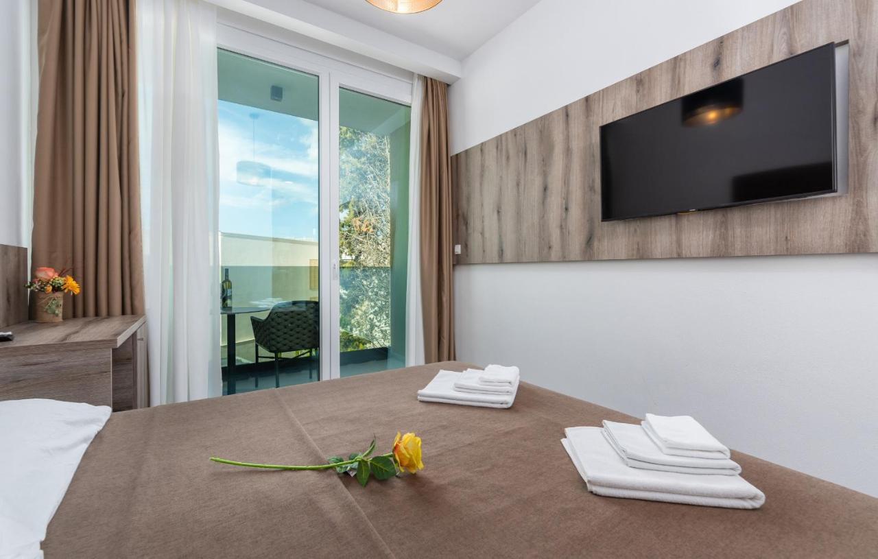 Residence Center B&B Materada Porec Exterior photo